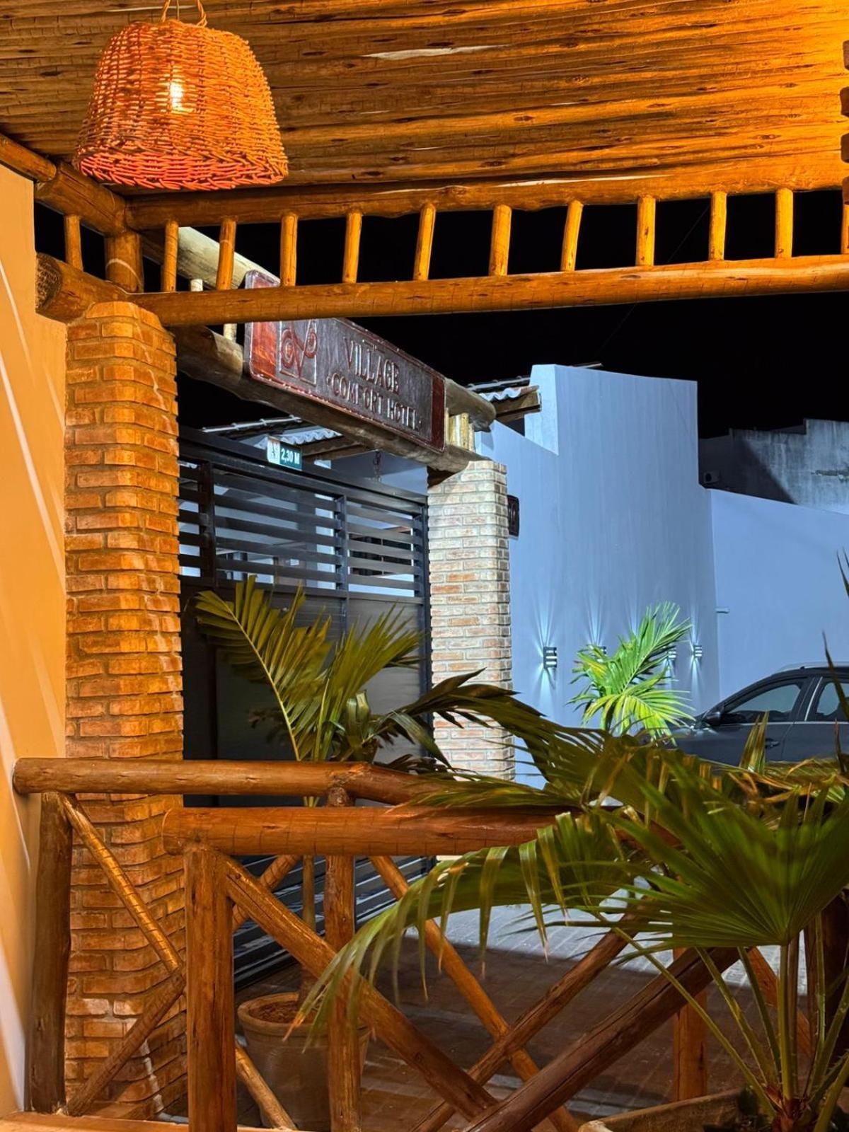 Village Comfort Hotel Canindé de São Francisco Exterior foto